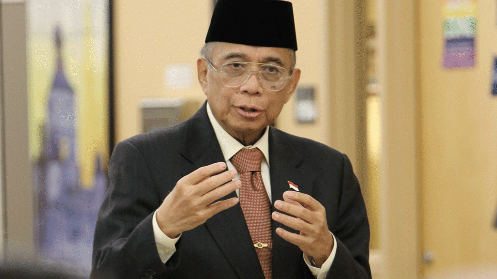 Ambassador Soesilo of the Republic of Indonesia speaking during a visit to Iowa City